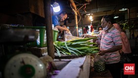 Harga Daun Jeruk Mahal, Pedagang Ogah Simpan Stok