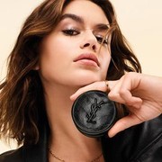 YSL Luncurkan Cushion Ikonik Edisi Kolektor, Cocok untuk Jiwa Rockstar!
