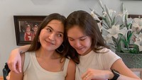 <p>Lihat saja keseruan kakak beradik ini ketika merayakan ulang tahun mereka bersama. Keduanya saling mengucapkan selamat ulang tahun dan berbagi kue. (Foto: Instagram @oliviajensen)</p>