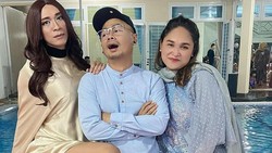 img-title Hadiri Anniv Wendy Cagur, 7 Penampilan Aming Disebut Mirip Melly Goeslaw
