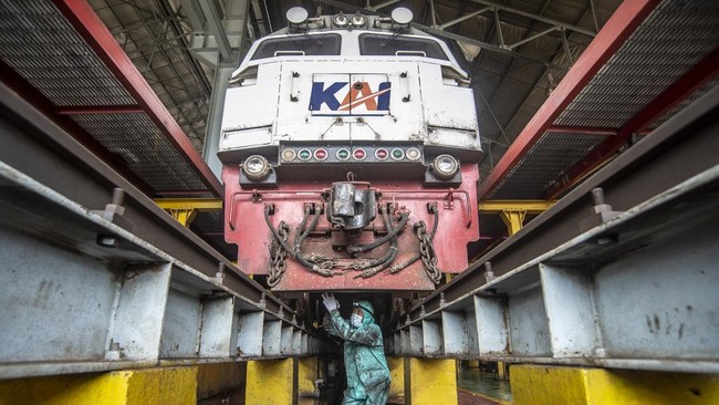 KAI Daop 4 Semarang menyebut 24 perjalanan kereta api dari sejumlah stasiun di wilayah Pantura, Jawa Tengah ke berbagai daerah tujuan berubah mulai 1 Juni 2023.