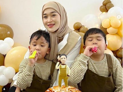 Anak Sering Tanya soal Ayah, Begini Hubungan Ririe Fairuz & Ayus Sabian Usai Cerai