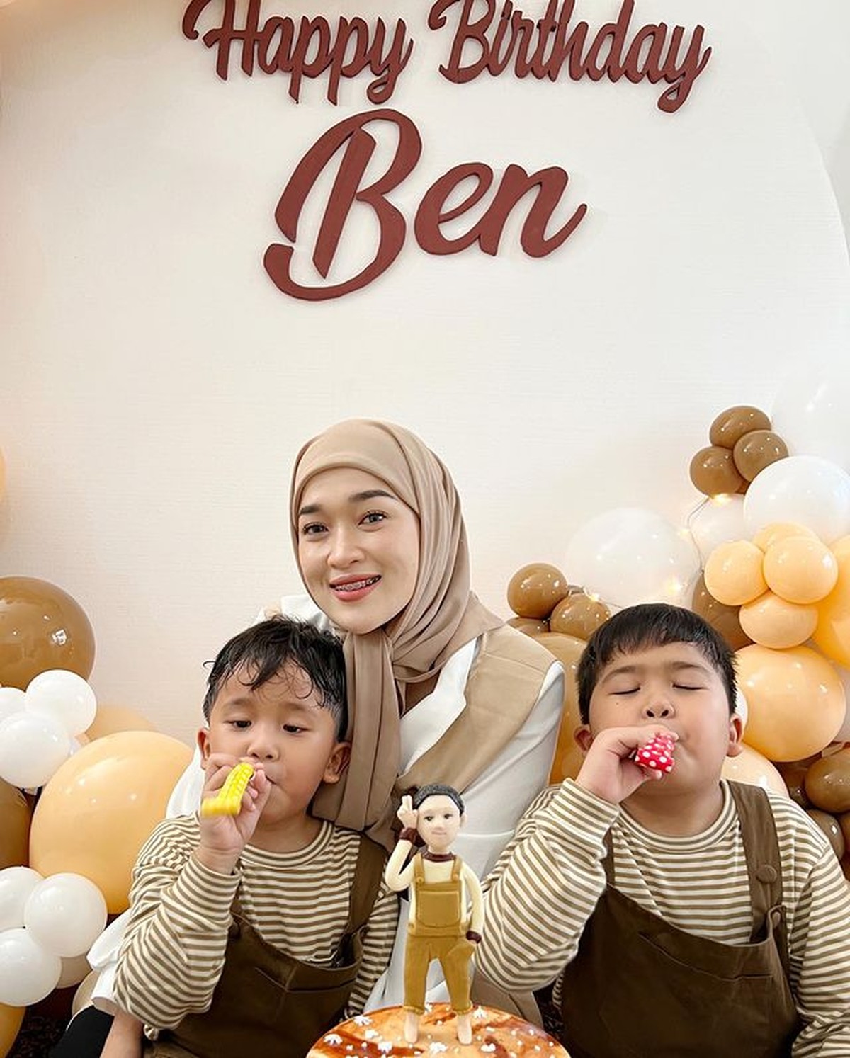 Ririe Fairus dan Ayus Sabyan