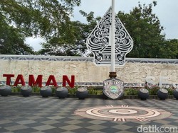 Seru-Asyiknya Ngabuburit Sambil Belajar di Taman Sejarah Majalengka