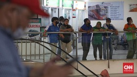 Rangkuman Covid: Ragam Relaksasi PPKM, Wisma Atlet Tetap Beroperasi