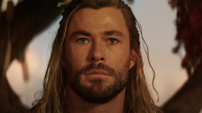 Chris Hemsworth bercerita kritik soal film Thor: Love and Thunder datang dari teman-teman anaknya yang masih berusia delapan tahun.