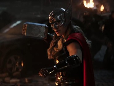 Mungkinkah Mighty Thor Bakal Crossover dengan Captain Marvel?