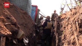 VIDEO: Momen Tentara Ukraina Bersiap Hadapi Rusia Di Wilayah Donbas