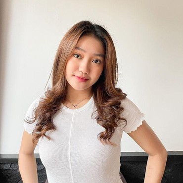 Hard Gumay Terawang Chandrika Chika Punya Pacar Artis Kaya Beristri, Siapa?