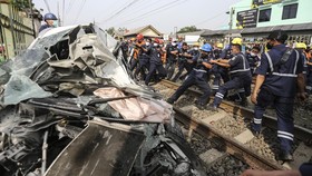 Evakuasi KRL Tabrak Mobil di Citayam Selesai, Rel Bisa Dipakai Lagi