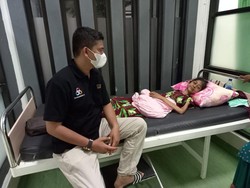 Mawarni yang Terbaring Lemah Kini Bisa Berobat ke Banda Aceh, Mari Terus Bantu!
