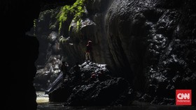 FOTO: Menyusuri Lekuk Indah Green Canyon Pangandaran