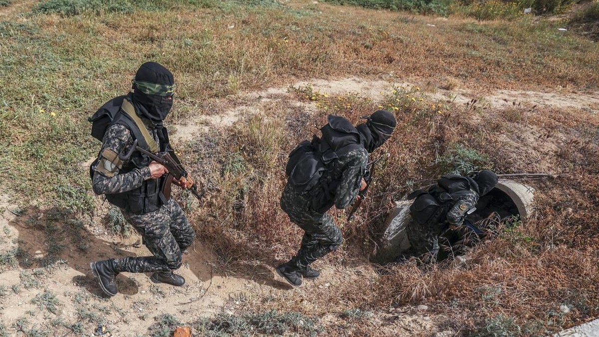 FOTO: Menyusuri 'Lubang Cacing' Milisi Palestina di Jalur Gaza