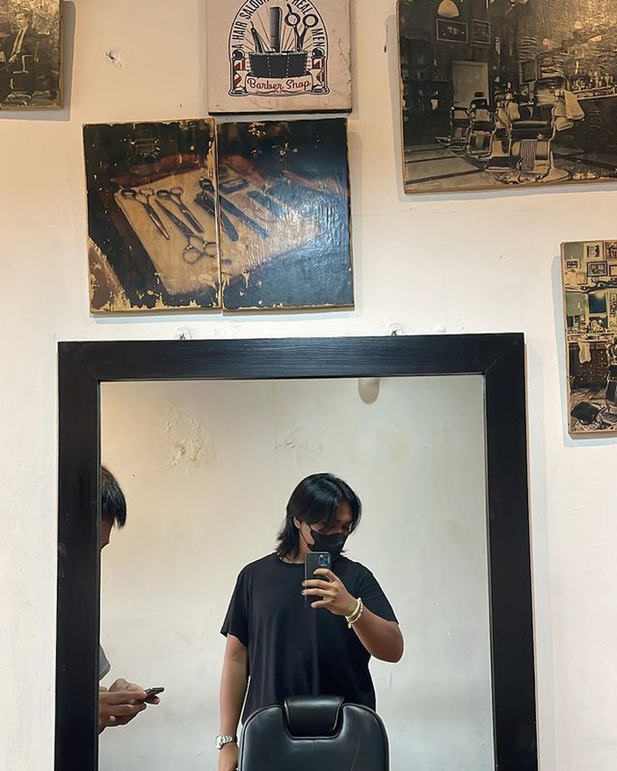 Pria yang diduga dicium oleh Jefri Nichol