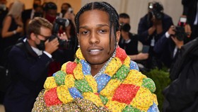 A$AP Rocky Ditangkap Polisi Usai Liburan Bareng Rihanna