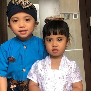 Gemas! 7 Potret Xabiru & Chava, Anak Rachel Vennya Ikut Rayakan Hari Kartini