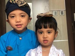Gemas! 7 Potret Xabiru & Chava, Anak Rachel Vennya Ikut Rayakan Hari Kartini