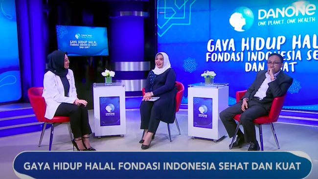 Danone mendorong gaya hidup halal dan sehat sebagai fondasi kesehatan jangka panjang dengan mengikuti standar mutu, halal, keamanan pangan, dan lingkungan.