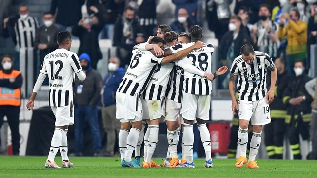 Juventus akan menghadapi Inter Milan di final Coppa Italia musim ini. Kepastian itu diperoleh usai Si Nyonya Tua sukses menyingkirkan Fiorentina.