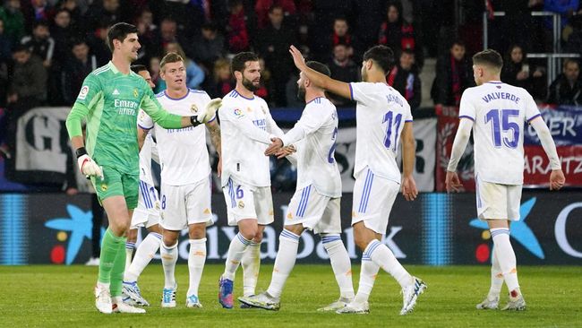 Sebanyak sembilan pemain Real Madrid bisa meraih gelar Liga Champions kelima saat melawan Liverpool di Stade de France, Minggu (29/5) dini hari WIB.