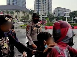 7 Pelajar Asal Bekasi Dicegat di Patung Kuda, Ngaku Mau Ikut Demo
