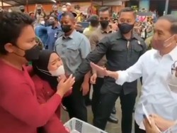 9 Hal Diketahui Pedagang Histeris Curhat ke Jokowi soal Pungli