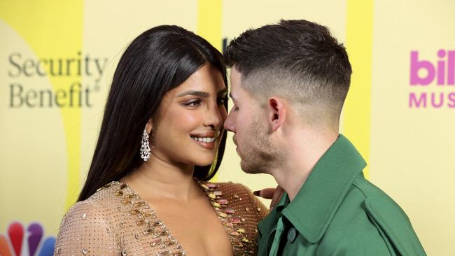 Nama Anak Perempuan Nick Jonas dan Priyanka Chopra, Malti Marie