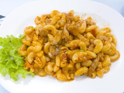 Resep Makaroni Tumis Ayam yang Pedas Gurih dan Mengenyangkan