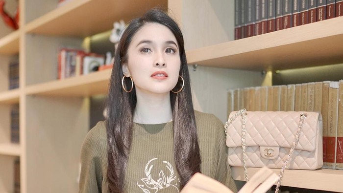Sandra Dewi