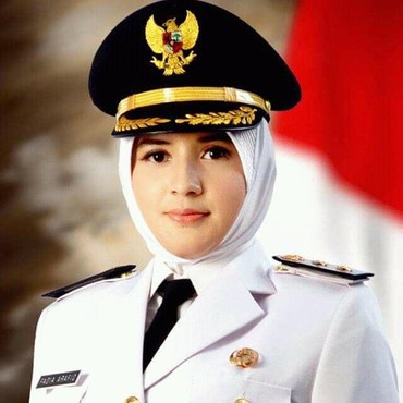 9 Potret Fadia A Rafiq, Penyanyi Dangdut yang Kini Jadi Bupati Pekalongan