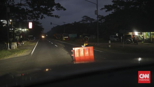 Titik rawan kecelakaan lalu lintas untuk jalan nasional meliputi Jalan Wates kilometer (km) 5,7,9, Jalan Solo di antaranya di km 1, km 13 dan 10.