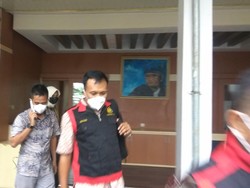 Kejati Geledah Kantor Bapenda Banten