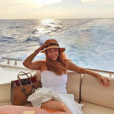 7 Potret Terbaru Kiki Fatmala yang Berhasil Sembuh dari Kanker Stadium 4