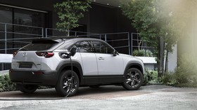 Mazda Mau Produksi Mobil di Indonesia, Investasi Masuk Mulai 2024