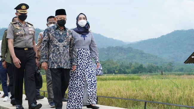 Kehadiran Balkondes PGN Karangrejo terbukti mendongkrak perekonomian warga sekitar. Sebelumnya, wisatawan yang berkunjung hanya tertuju ke Candi Borobudur.