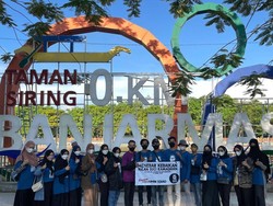 Muhaimin Squad Gelar Bakti Sosial & Bagi-bagi Takjil di Banjarmasin