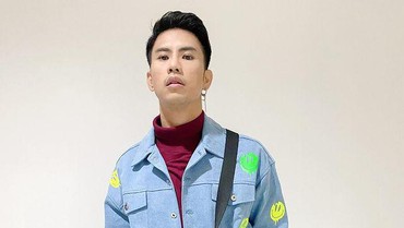 img-title Reaksi Ricky Cuaca Diminta Mualaf Usai Lantunkan Nasyid