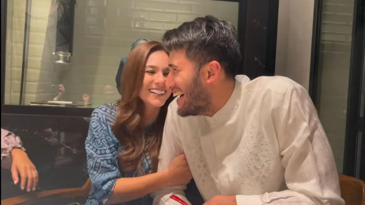 Momen Wulan Guritno kenalkan Sabda Ahessa ke geng artis