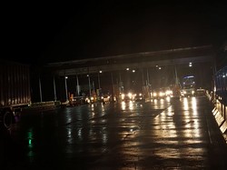 Arus Lalin di Exit Tol Cileunyi Malam Ini Ramai Lancar