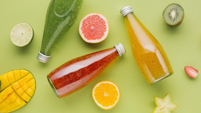 Cold Pressed juice atau smoothies bottle cocok untuk jadi ide minuman sebagai hampers lebaran