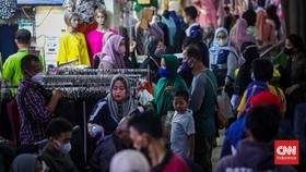 Padat Tanah Abang dan Harapan Pedagang Usai 2 Tahun Dihantam Pendemi