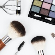 4 Kesalahan Memakai Maskara yang Bikin Bulu Mata Kamu Rontok Sampai Botak!