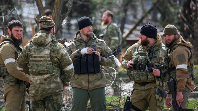 Pasukan Chechen yang Didukung Kremlin Klaim Keberhasilan di Medan Pertempuran Ukraina