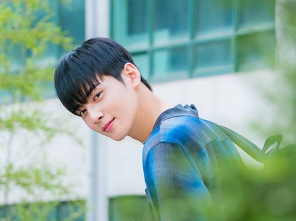 4 Drama Korea dengan OST Dinyanyikan Cha Eun Woo