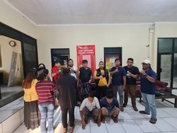 Aksi Komplotan Pencuri Emas Naik Pajero Berakhir di Balik Jeruji