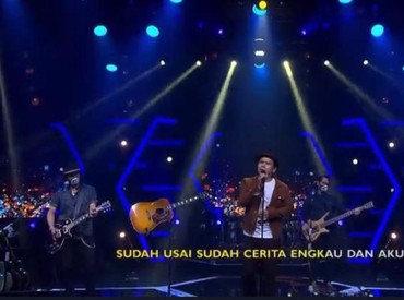 Padi Tuai Pujian Nyanyikan Lagu Kangen Band 'Tentang Aku, Kau dan Dia'
