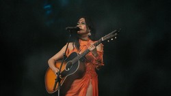 Lirik Lagu Sugarplum Elegy - Niki