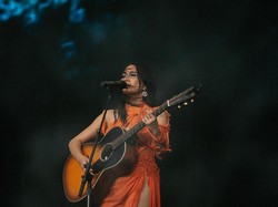 Lirik Lagu Sugarplum Elegy - Niki