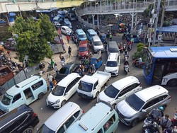 Dishub DKI Terapkan Sistem Buka-Tutup Atasi Macet di Tanah Abang