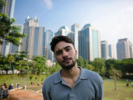 7 Potret Refal Hady, Pemeran Mas Bian di Wedding Agreement yang Bikin Netizen Baper